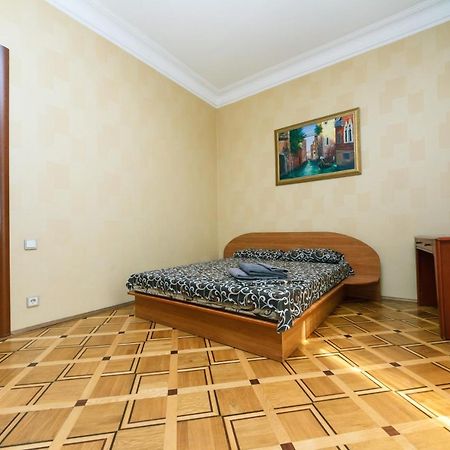Квартира На Крещатике Kyjev Exteriér fotografie